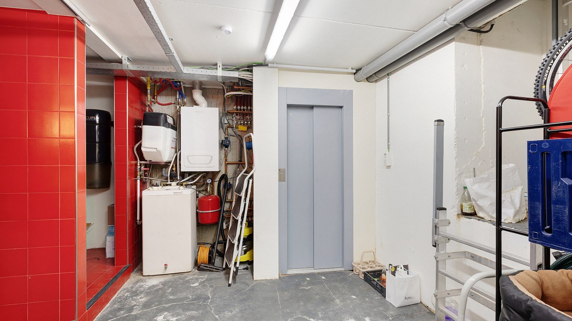 Charmante koppelvilla gelegen op 250 meter van het strand en vlakbij de Kustlaan en het Albertplein te Knokke-Zoute. foto 28