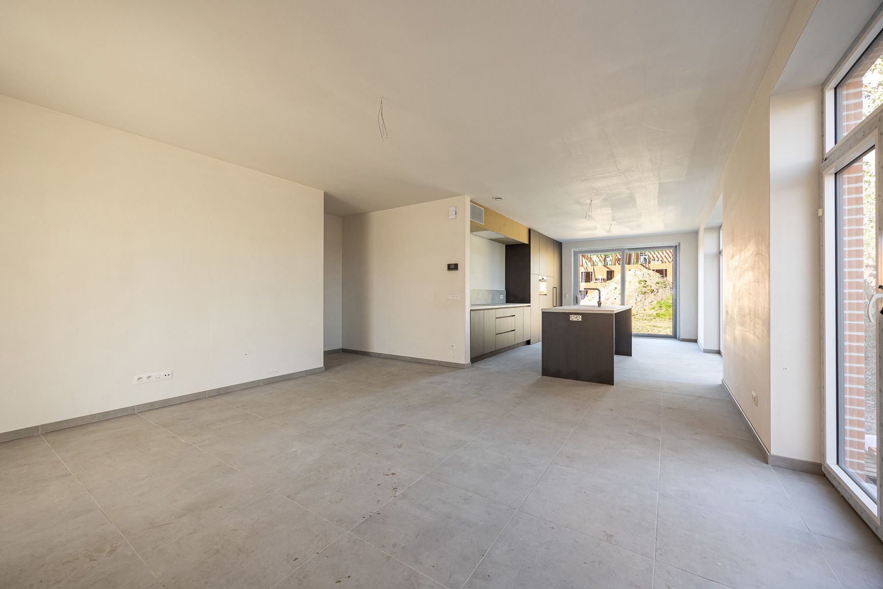 BEN-WONING MET 4 SLAAPKAMERS OP 364 M². foto 3