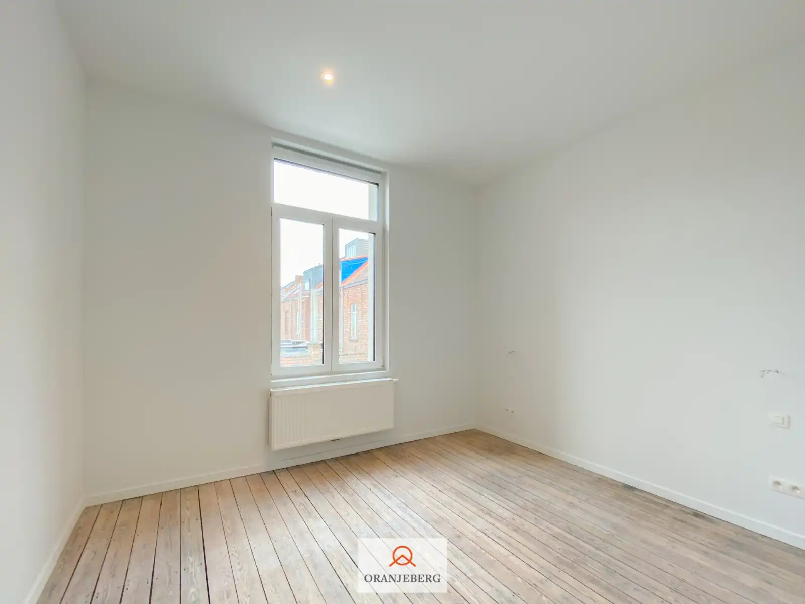 Woning met 3 slpk's en koer foto 10
