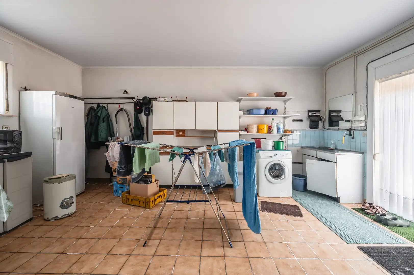 Alleenstaande woning van 291 m² met een loods van 473 m² en een schuur van 189 m² foto 26