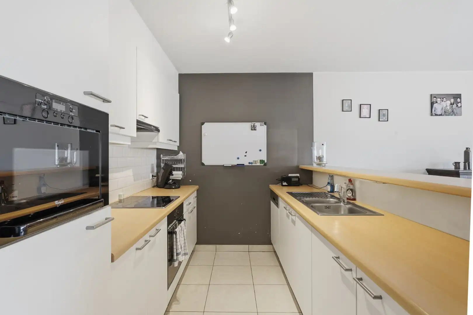 Instapklaar appartement in het centrum van Aartrijke foto 10