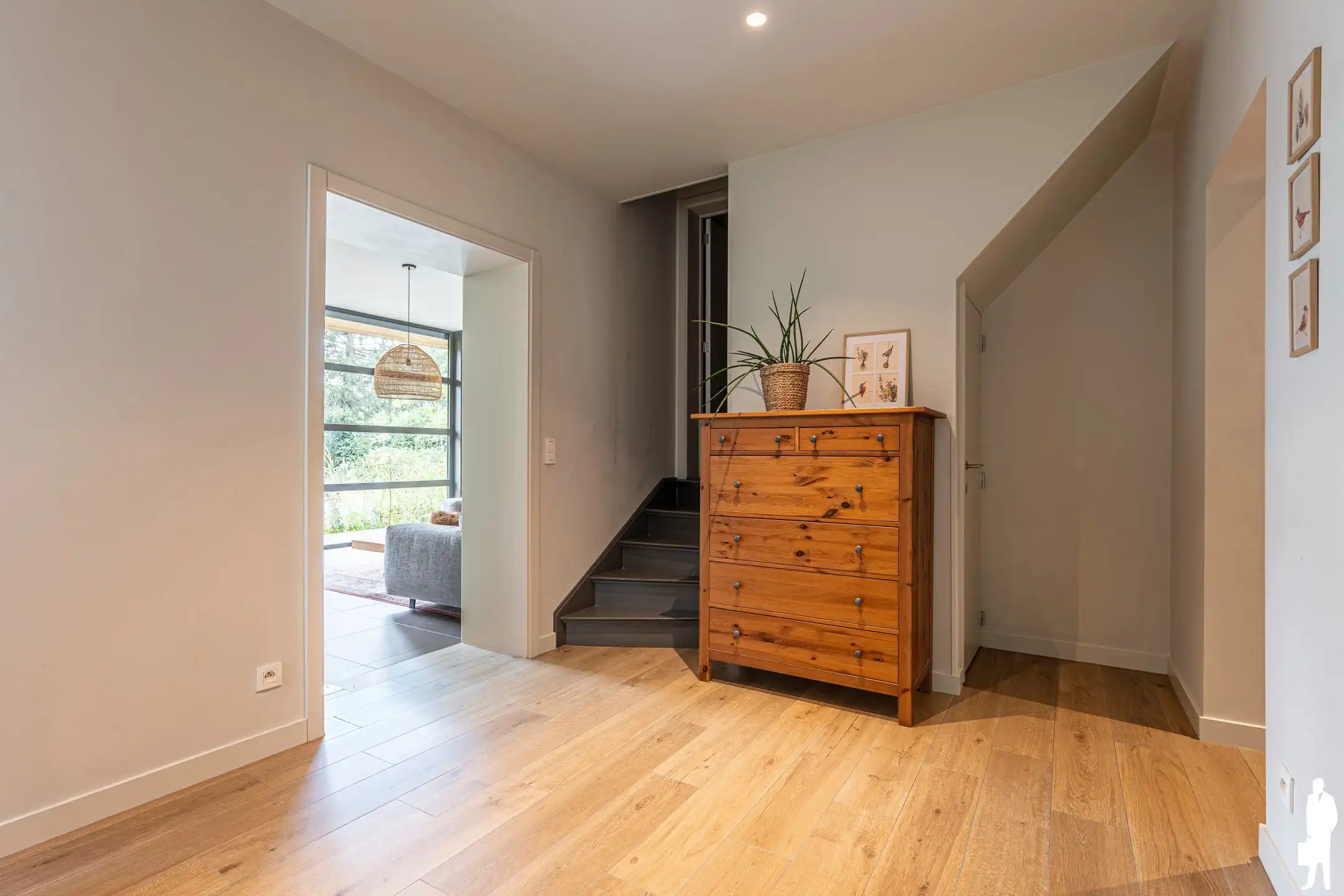 Unieke woning; architecturaal ontwerp, organische natuurtuin foto 15