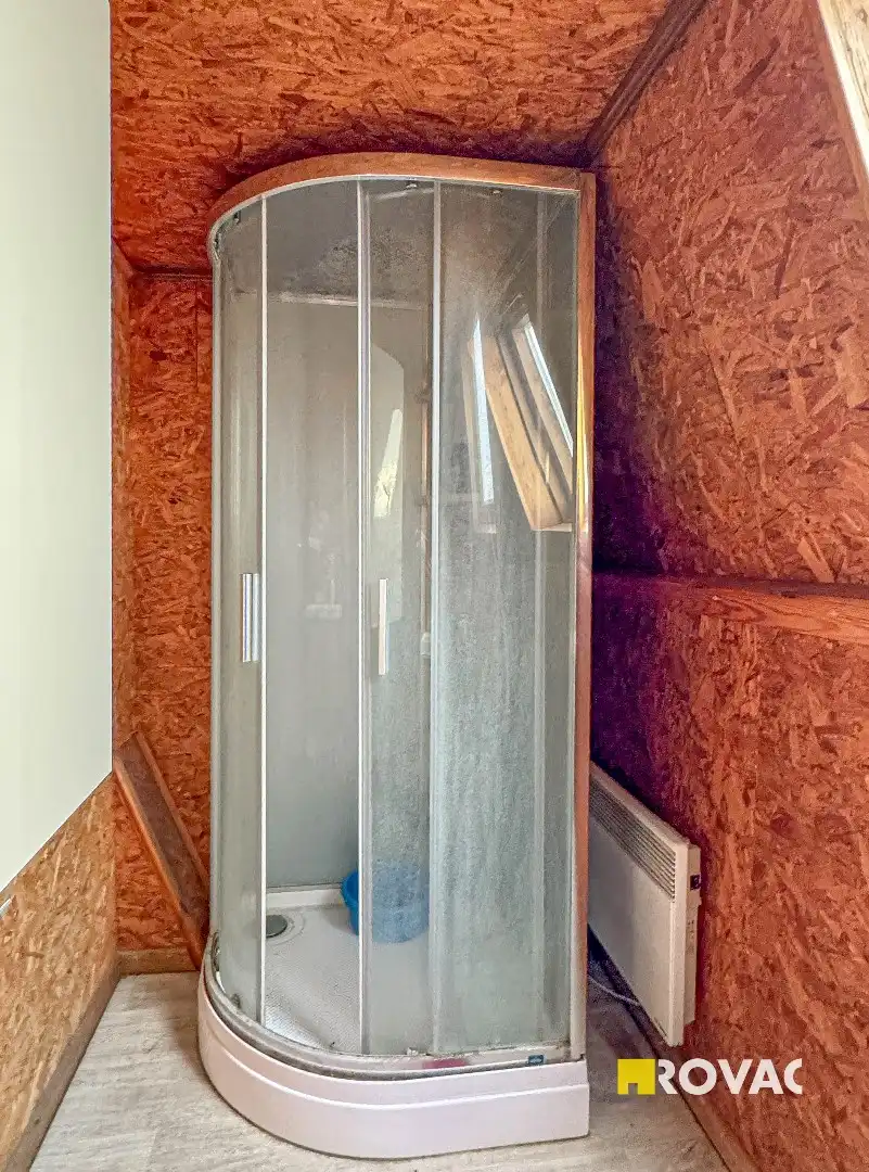 Verder te renoveren woning met mogelijkheden op de grens Izegem - Roeselare foto 9