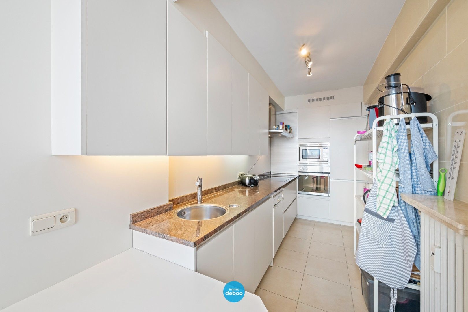 Energiezuinig woonappartement met prachtig frontaal zeezicht foto 10