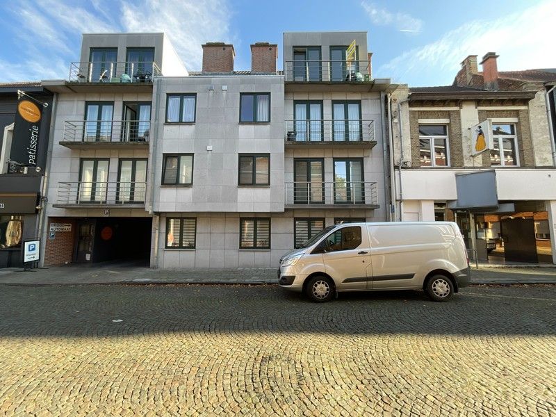 Mooi appartement in centrum Beveren met twee slaapkamers en balkon foto {{pictureIndex}}