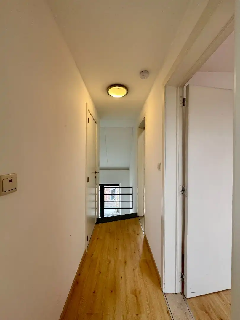 Prima onderhouden woning in centrum Eppegem. foto 17