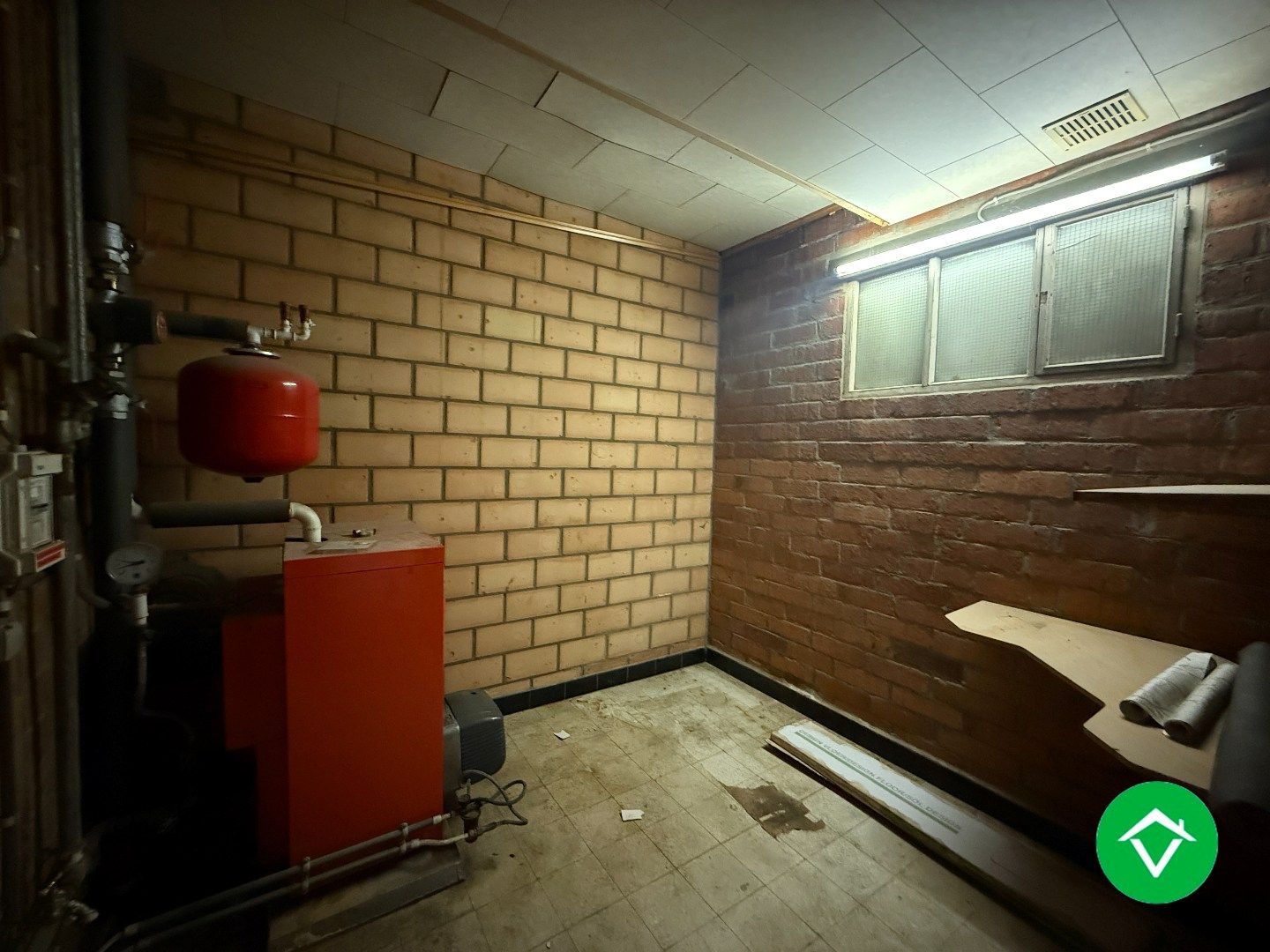 Gelijkvloerse woning met 3 slaapkamers, dubbele garage en tuin foto 14