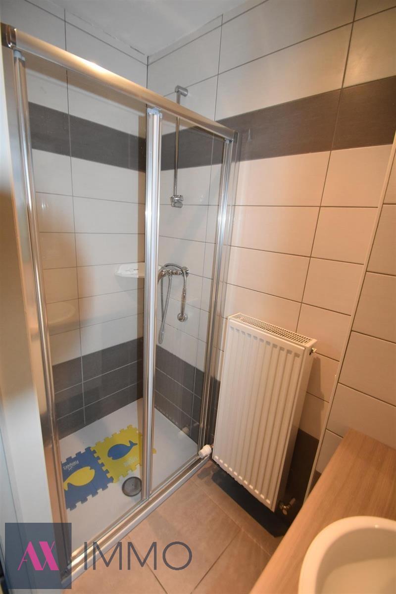 Instapklaar 1 slpk-appartement nabij winkels en openbaar vervoer! foto 5
