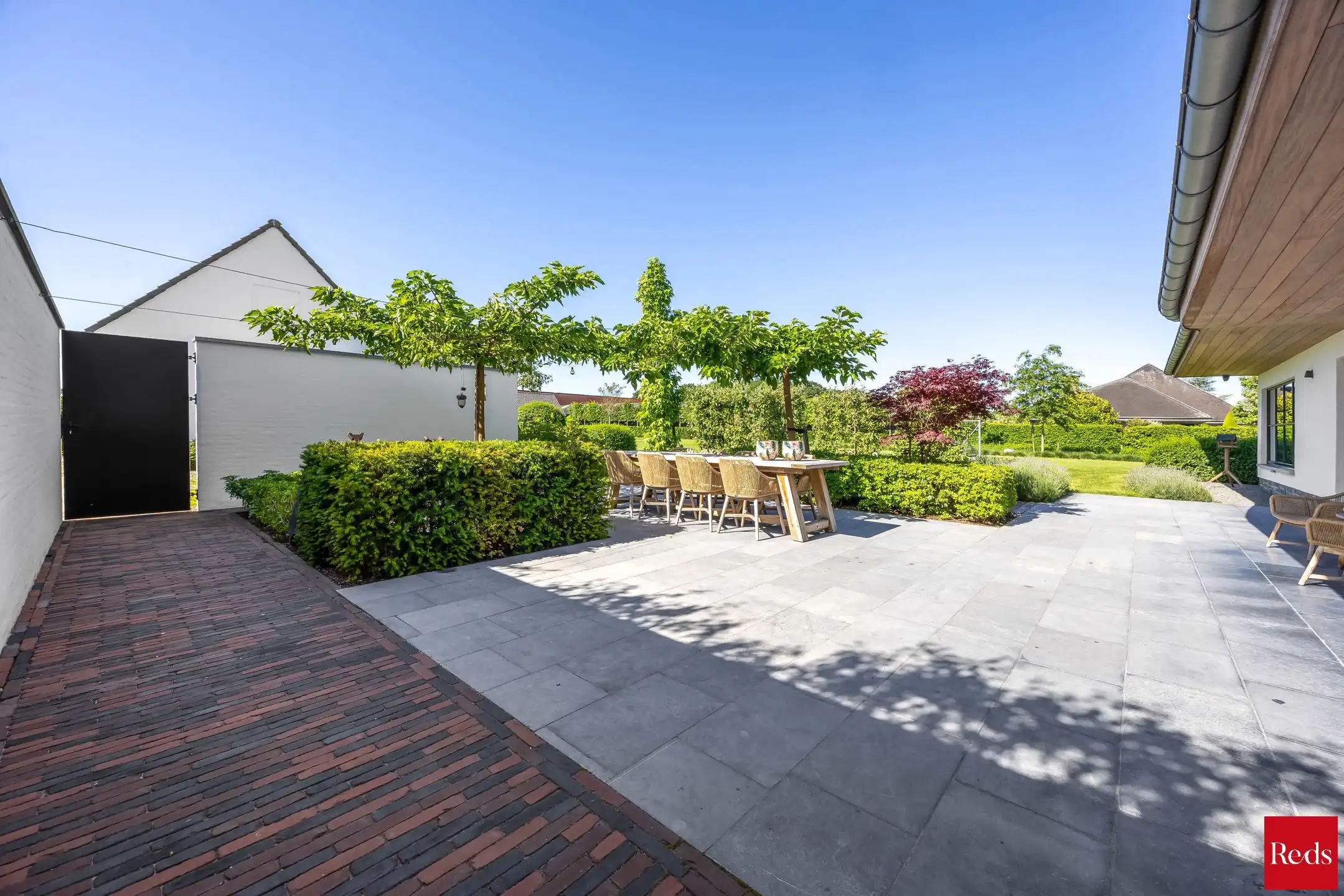 Luxueuze villa met bijgebouw en mogelijkheid tot aankoop achtergelegen weilanden.  foto 22
