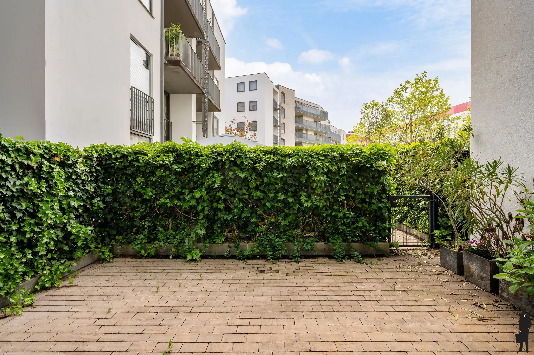 Ruim appartement op toplocatie met  Zuidgerichte koer. foto 5