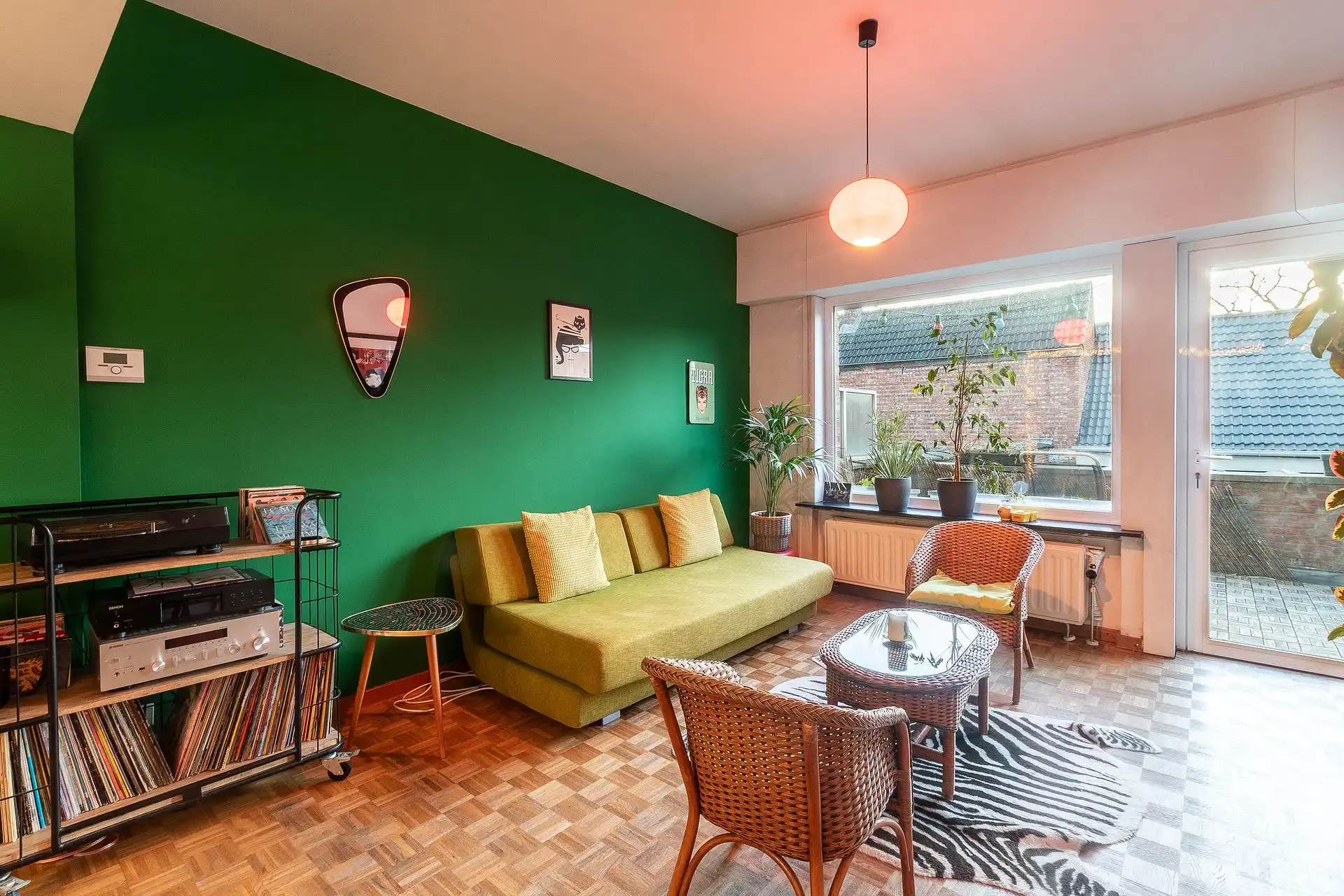 Handelshuis met ruim duplexappartement foto 4