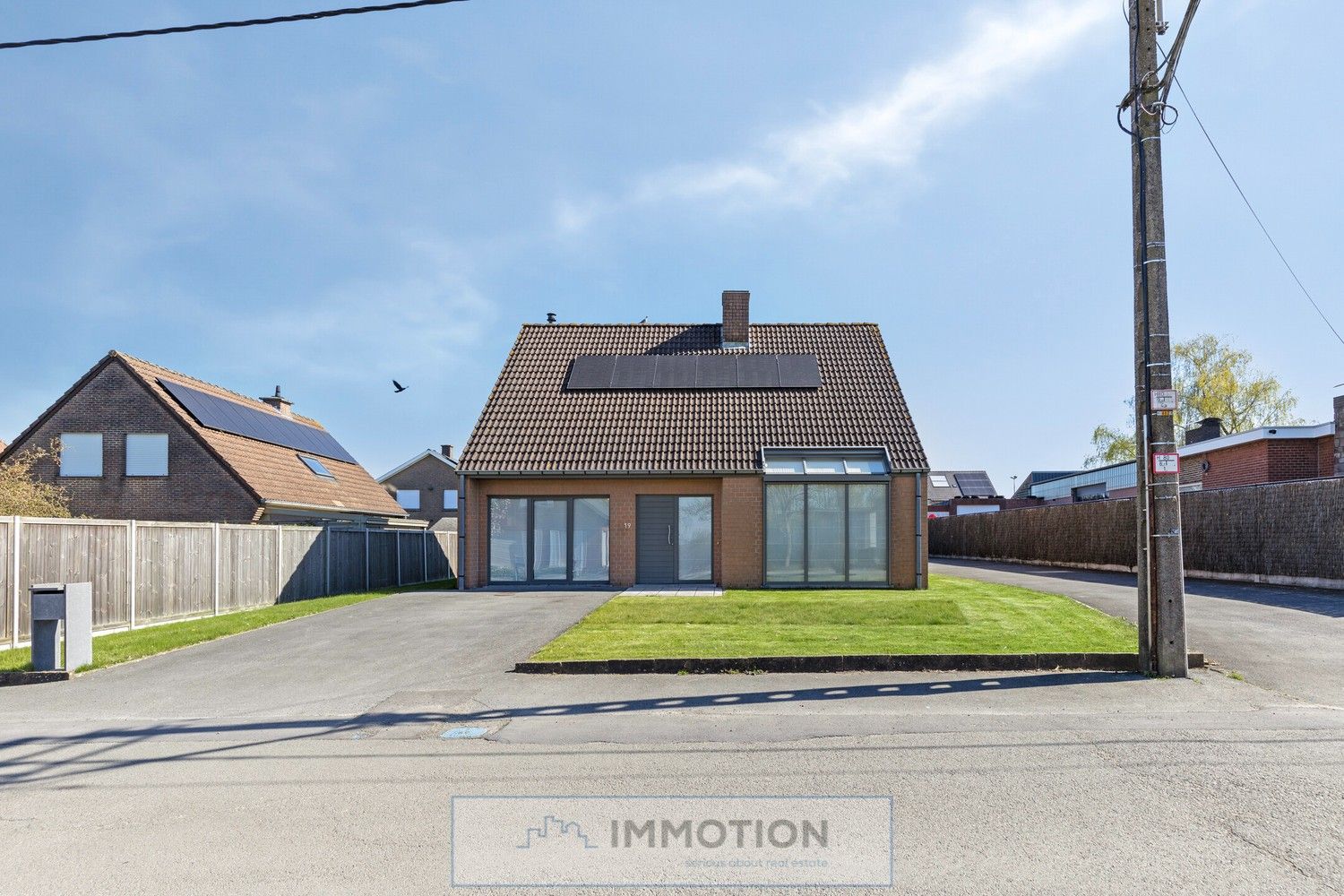 Mooie woning op 795 m2 met atelier foto {{pictureIndex}}
