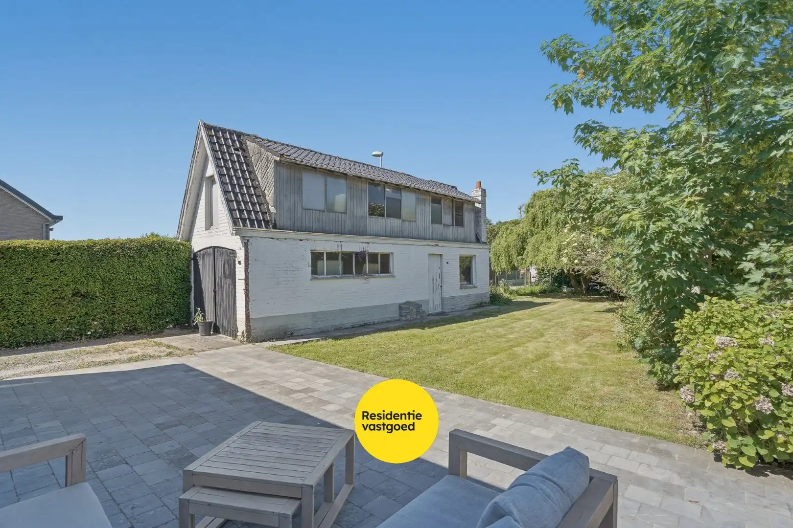 Alleenstaande woning met prachtige uitbouw in centrum Veldegem foto 22