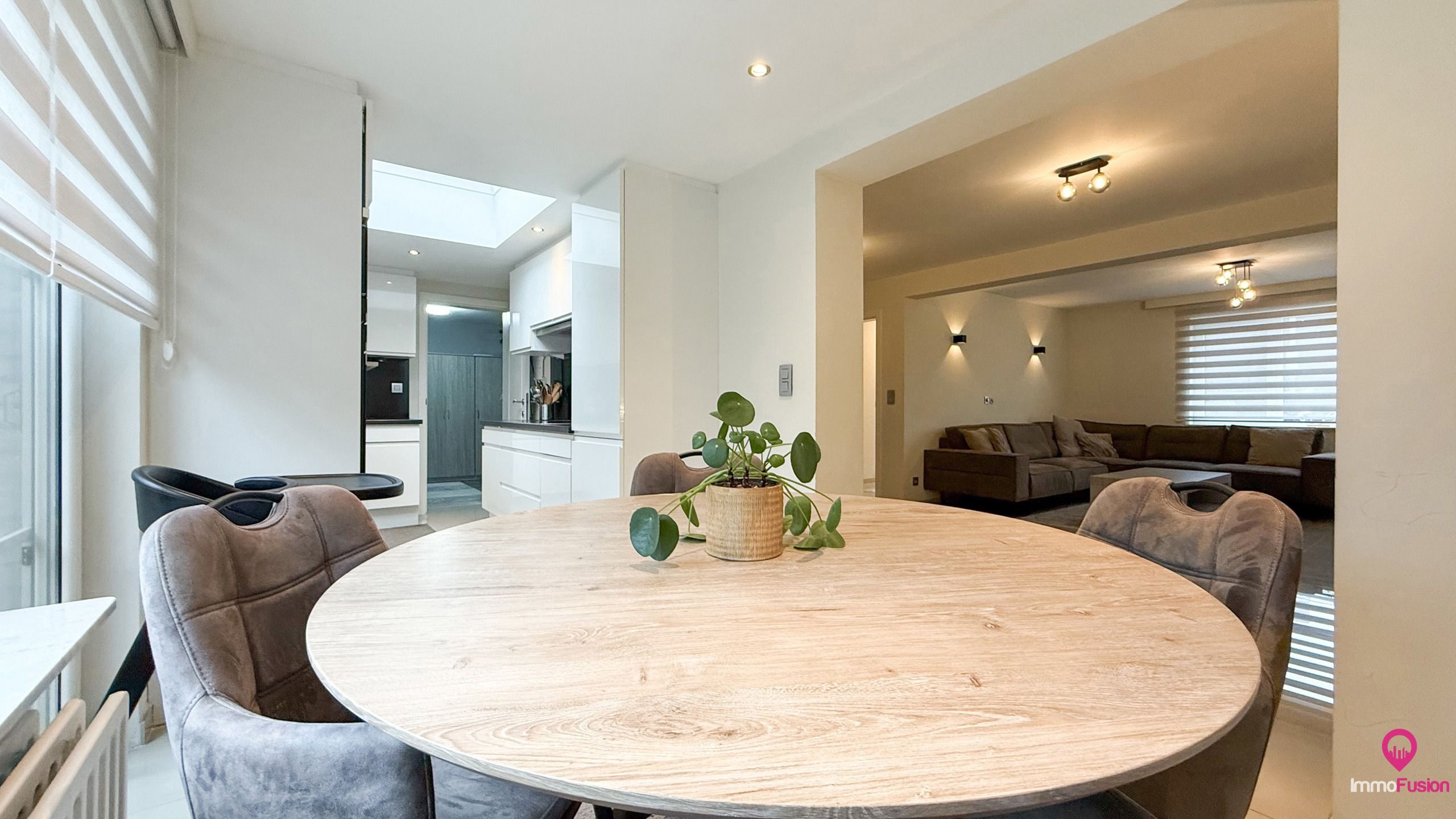 Mooie woning met moderne afwerking en gezellige veranda! foto 10