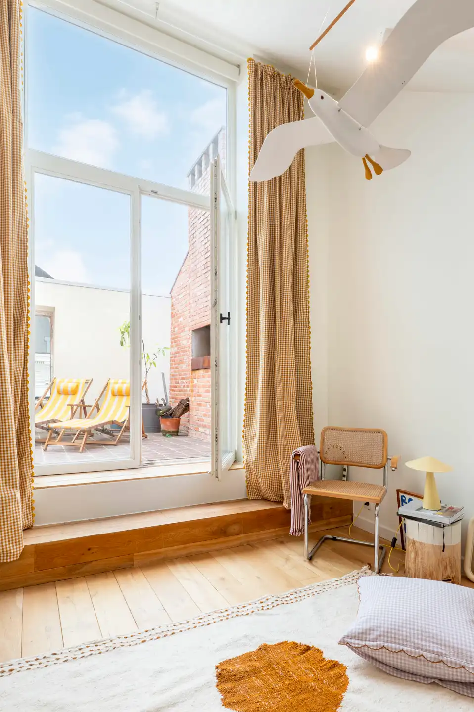 ZURENBORG - Gerenoveerde woning met stadstuin én dakterras foto 20
