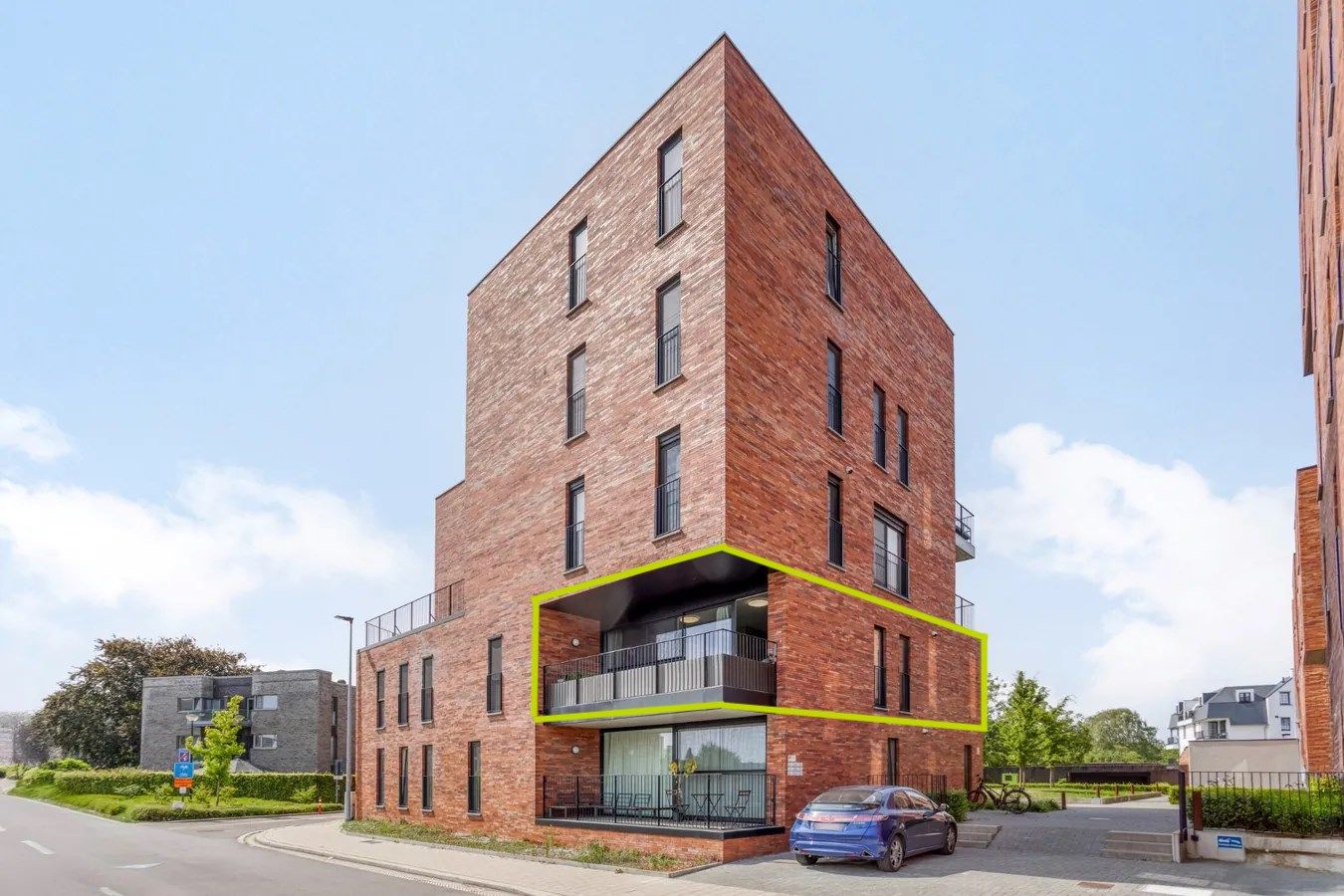 Recent appartement met 2 slpks, centraal gelegen in Geel.  foto {{pictureIndex}}