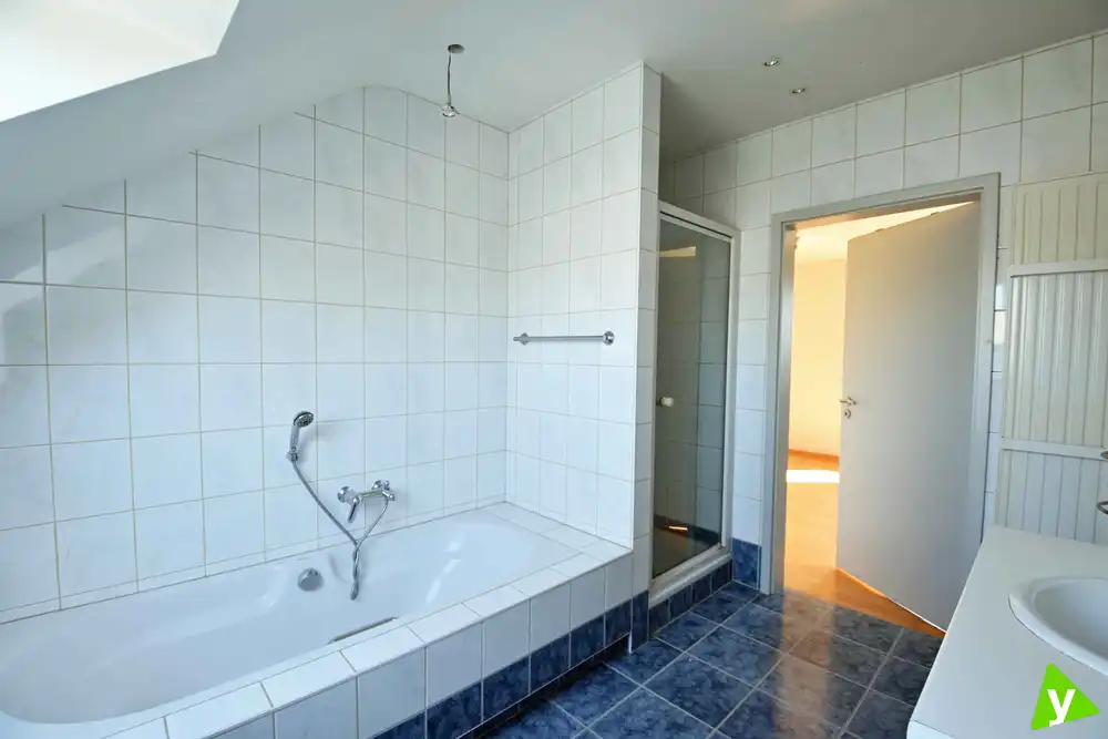 Ruime woning nabij het centrum van Waarschoot foto 20