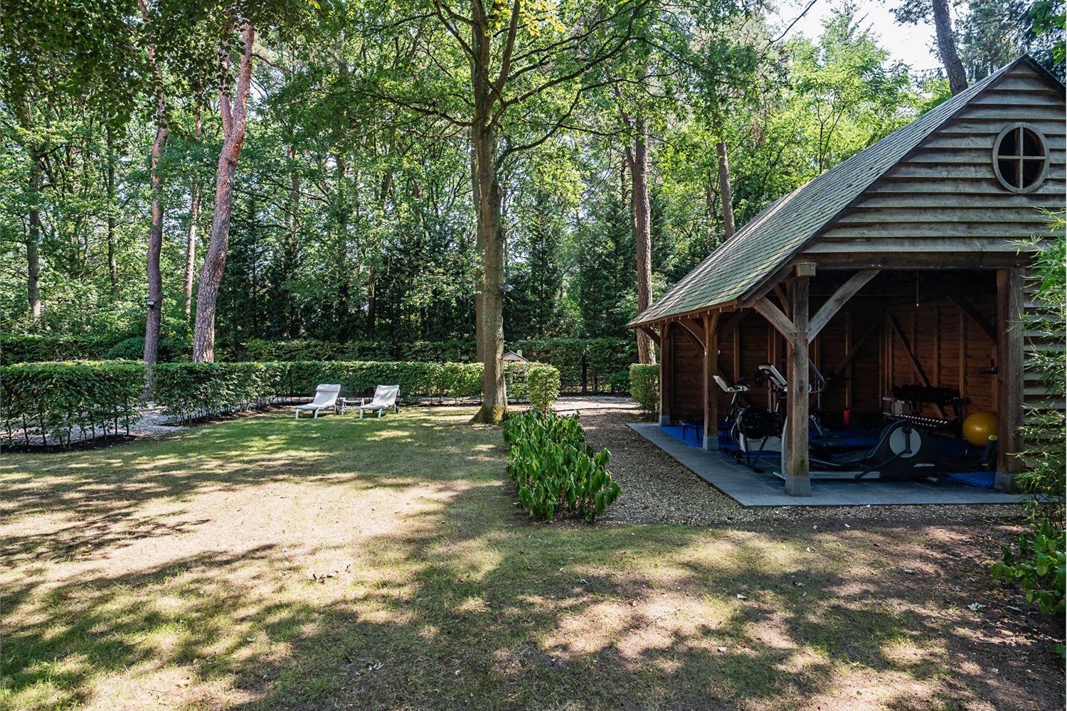 Tijdloze Vlassak-Verhulst villa op 3.016 m2 foto 17