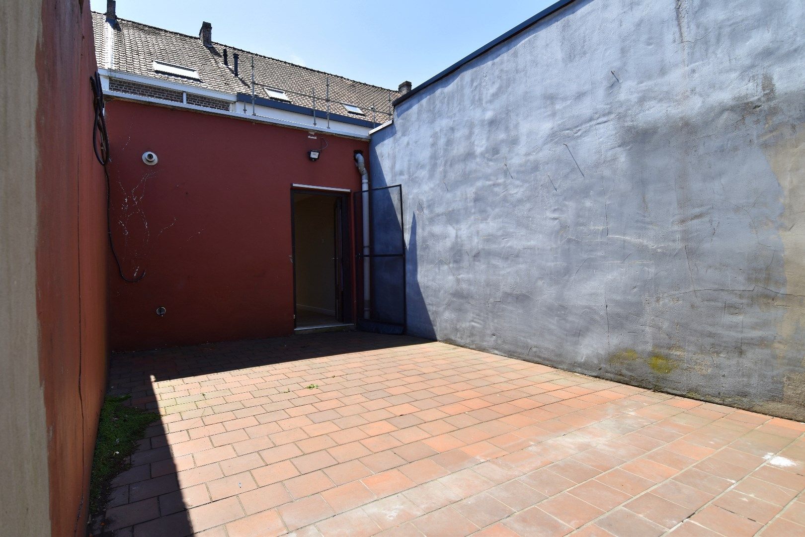 Gezellige stadswoning met 4 slaapkamers en terras te koop nabij Kortrijk-centrum foto 12