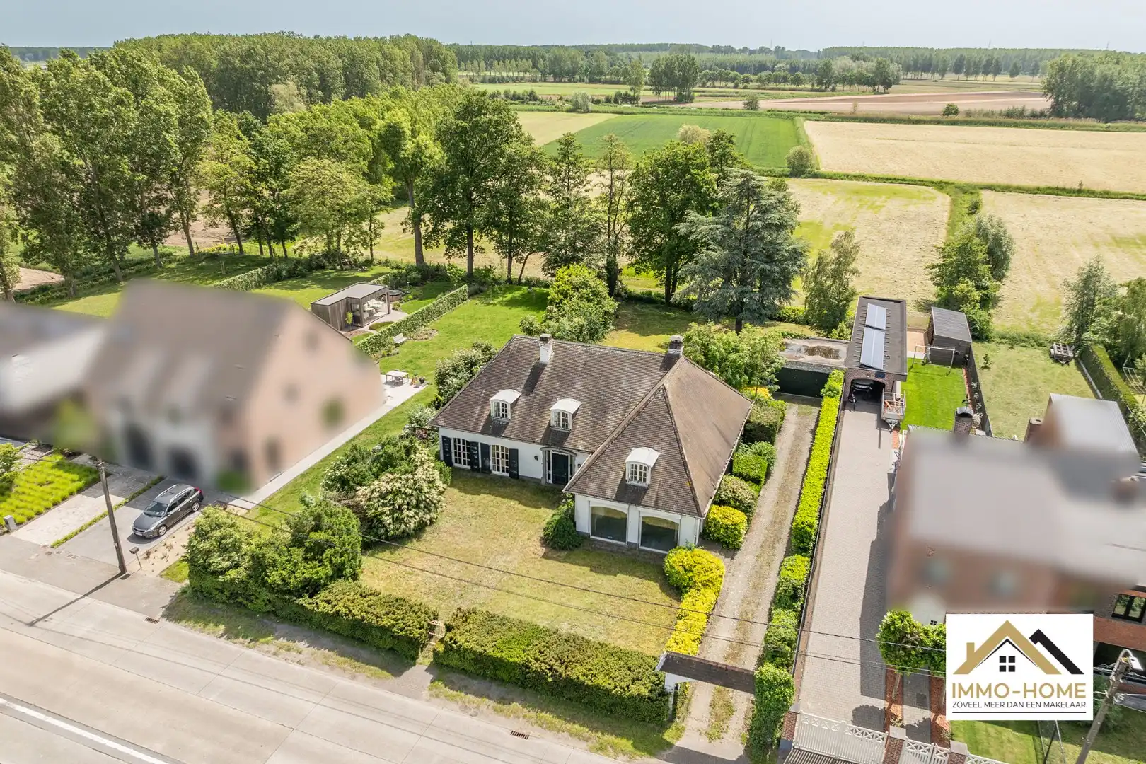 Villa met vier slaapkamers en riante tuin foto 3