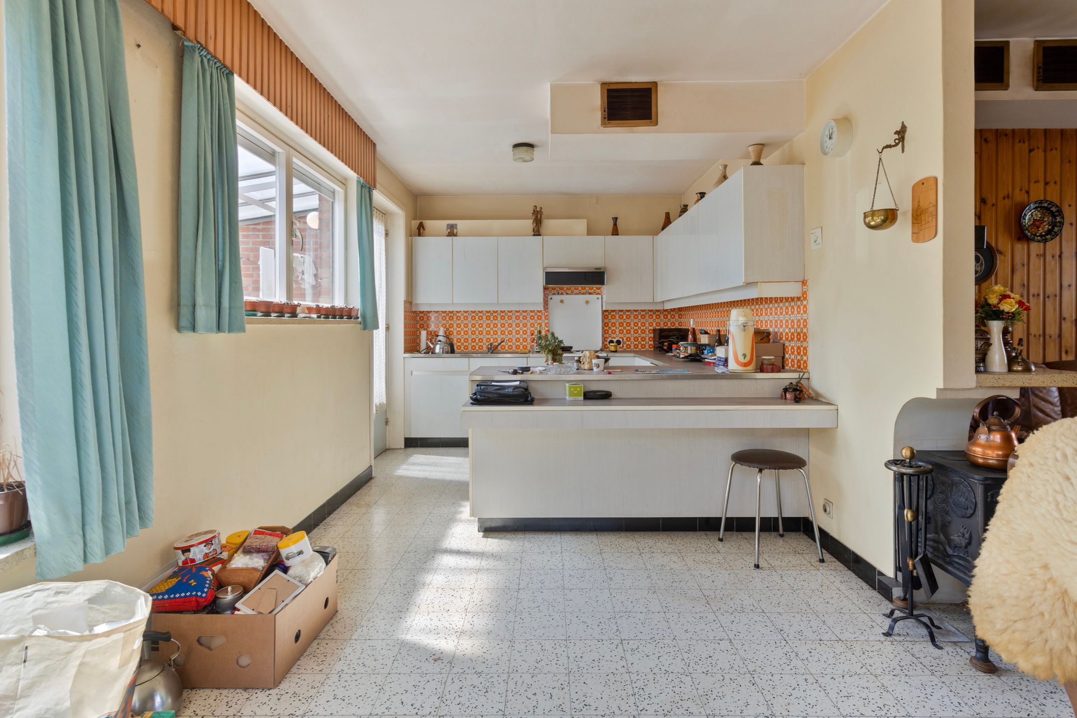Te renoveren woning op centrale ligging foto 5