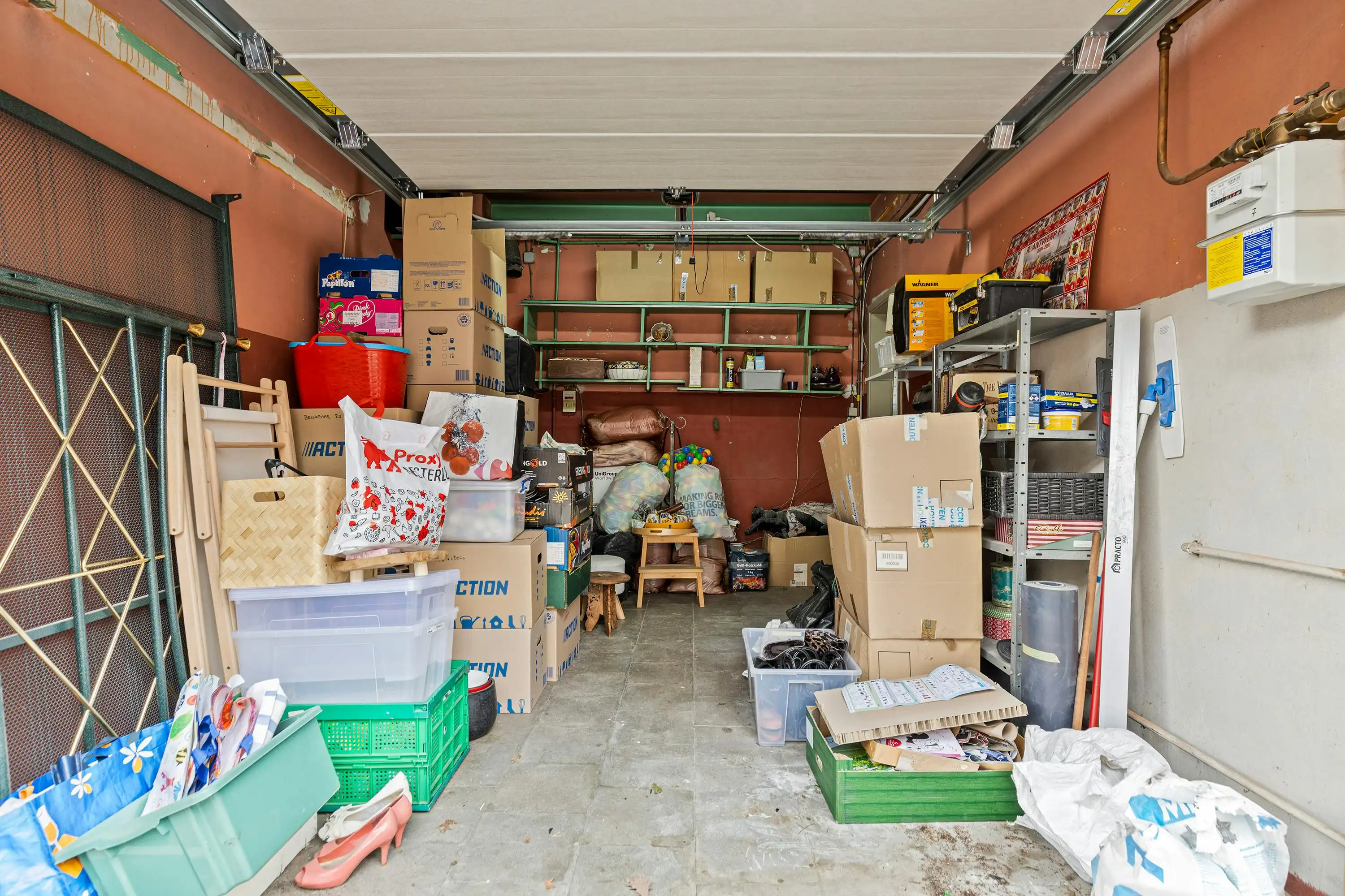Huis met veel potentieel, tuin en garage te koop in Merksem foto 18
