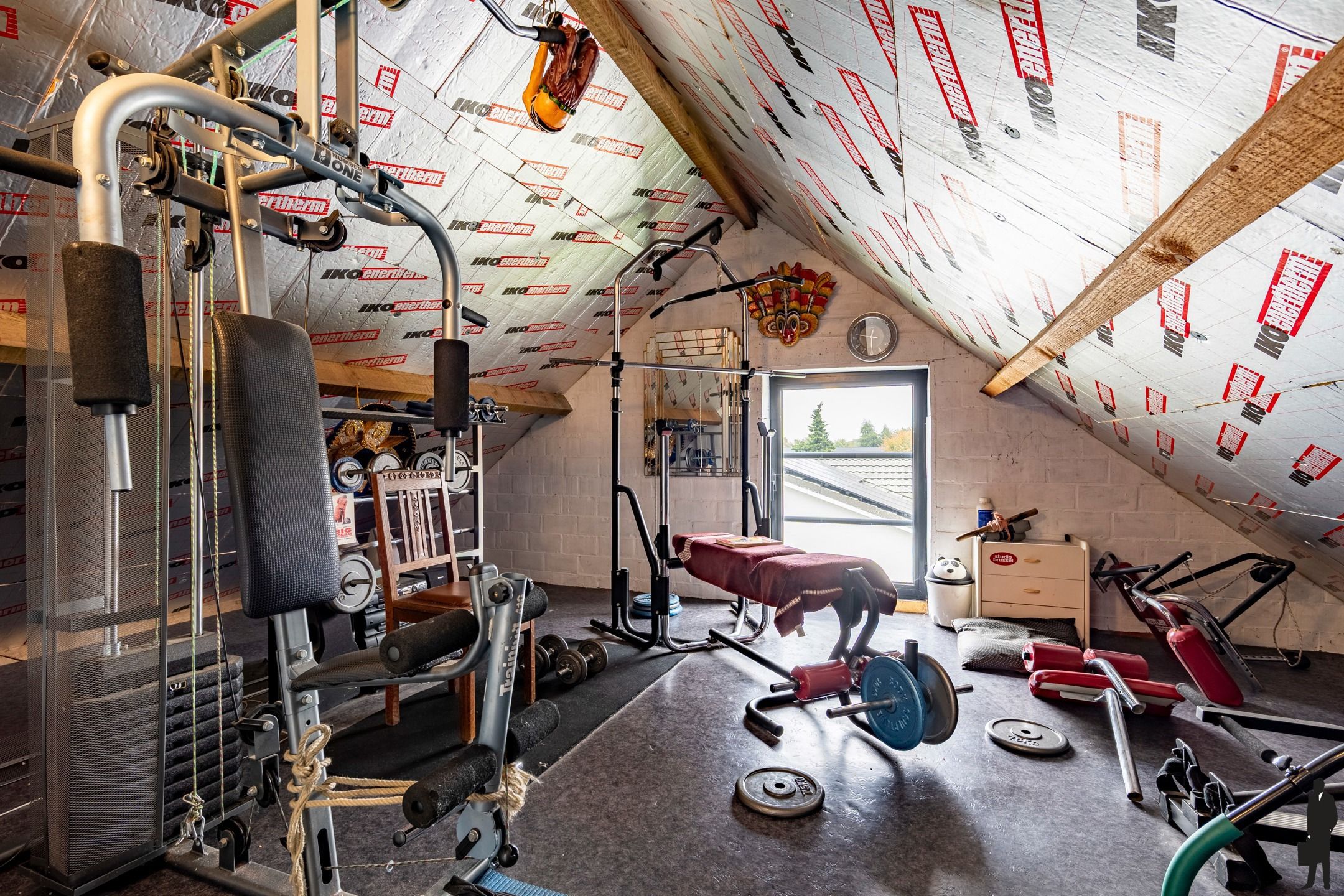 Instapklare gezinswoning met 3slks, tuin en garage op 563 m² foto 23