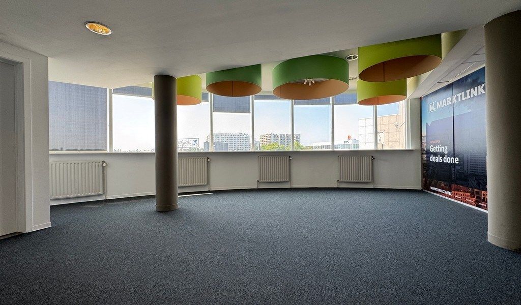 Commerciële kantoorruimte te huur in Antwerp Gate I te Berchem foto 15