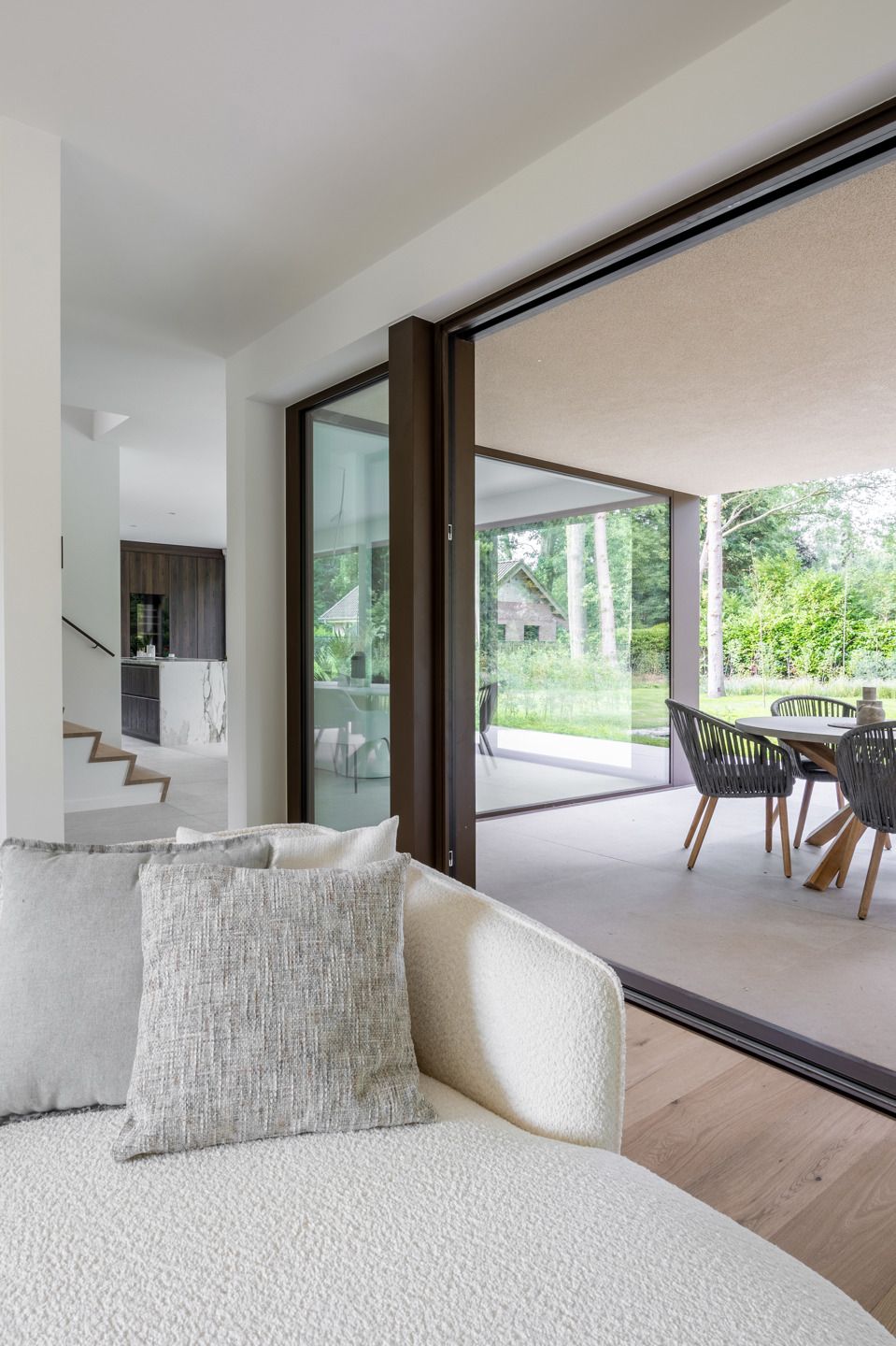 Luxe nieuwbouwwoning met zwembad op toplocatie Halle-Zoersel foto 20