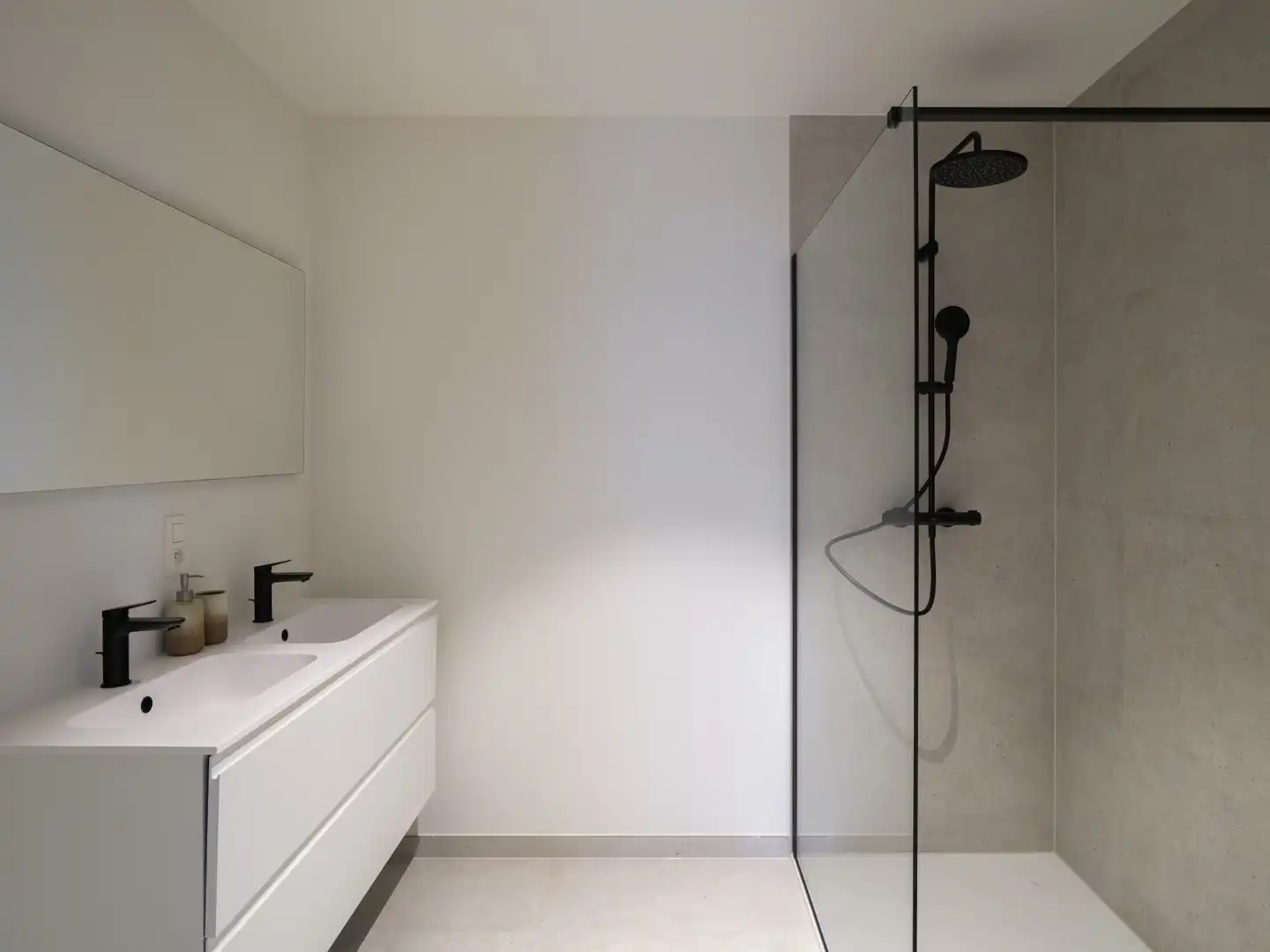 Nieuwbouwappartement met 2 slaapkamers te Kristus-Koning (6% BTW Mogelijk) foto 8