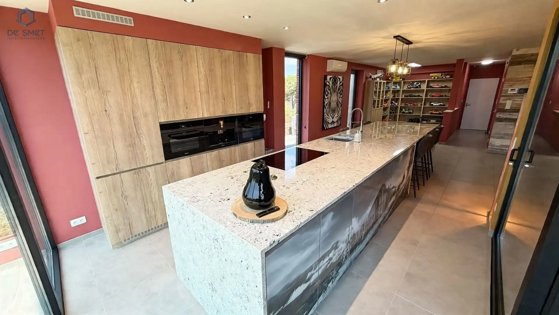 INSTAPKLARE WONING MET 3 SLAAPKAMERS, GARAGE EN ZUIDGERICHTE TUIN IN ZARLARDINGE foto 6
