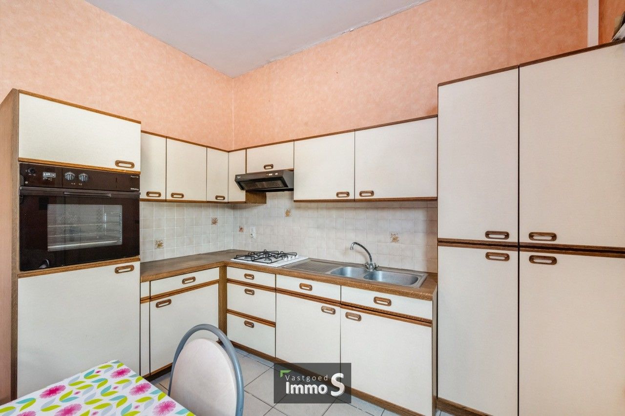 Te renoveren woning in Alveringem foto 9