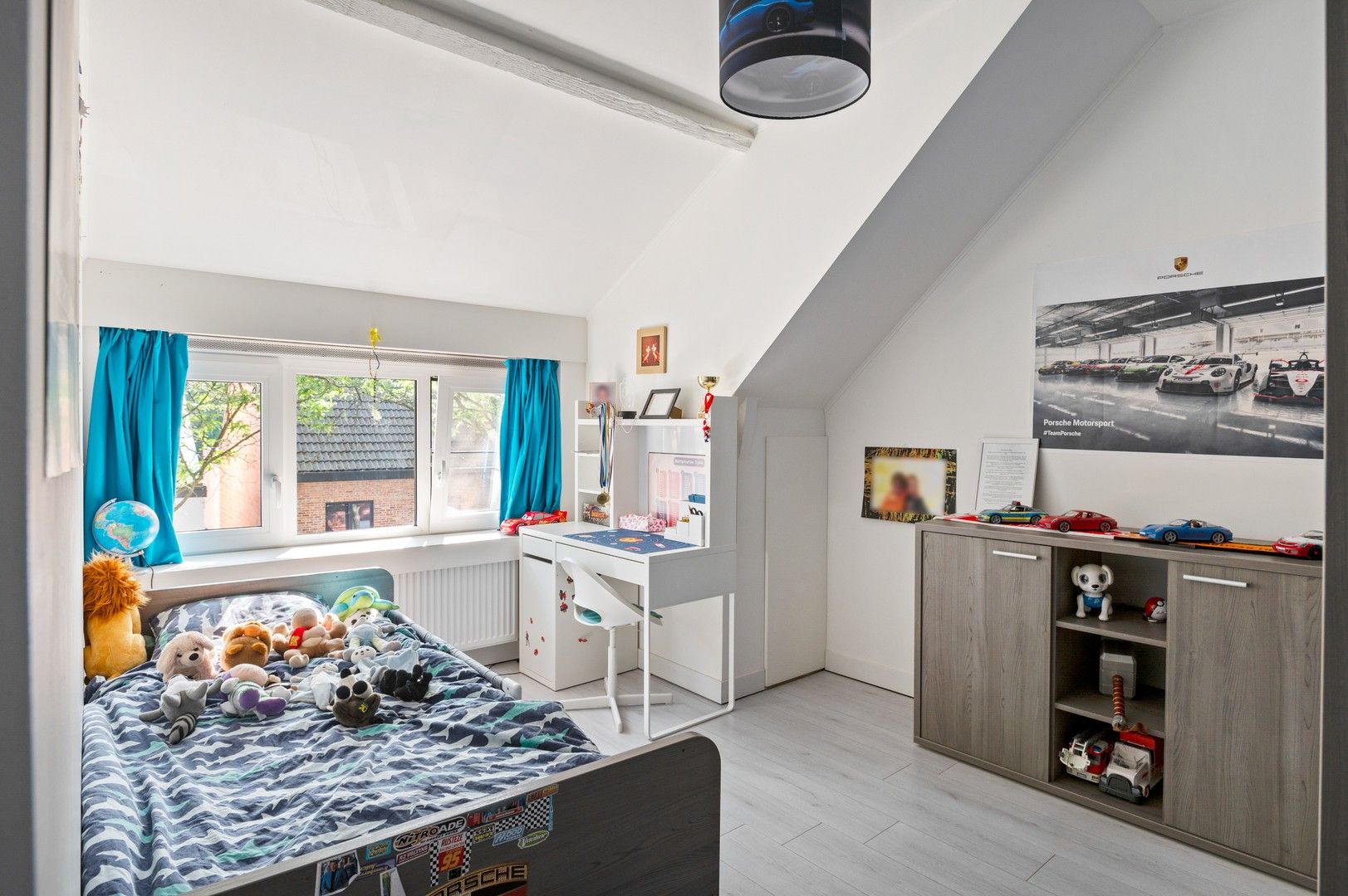 Gerenoveerde woning met 4 slpk, ruime tuin in rustige buurt foto 15