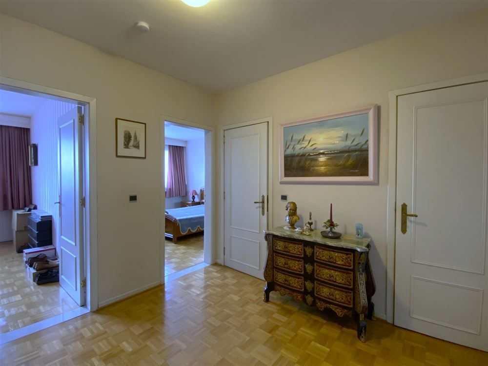 Ruim verzorgd appartement in het hart van Schoten foto 9