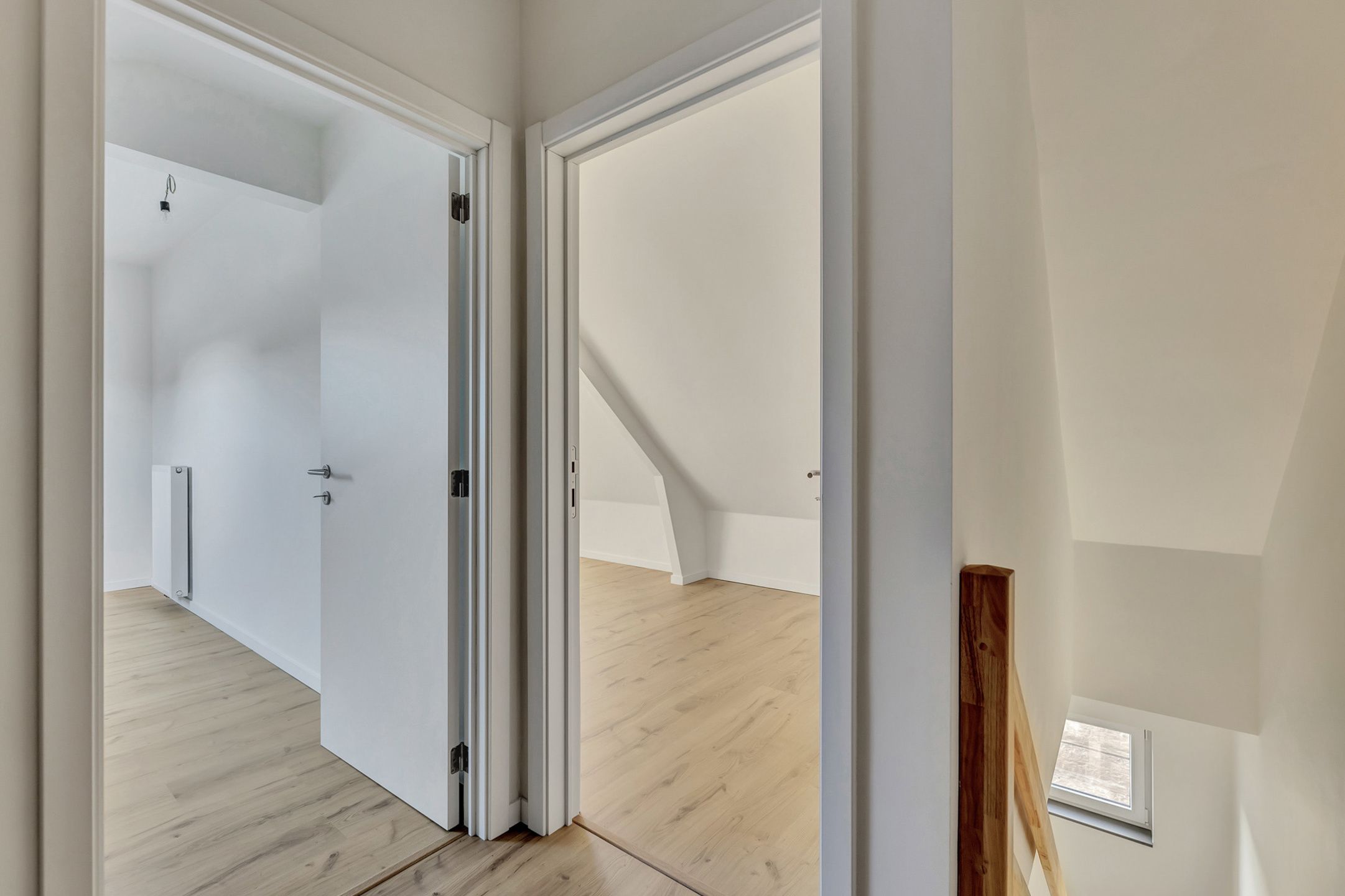 Volledig gerenoveerde woning met 4 slpks en tuin foto 19