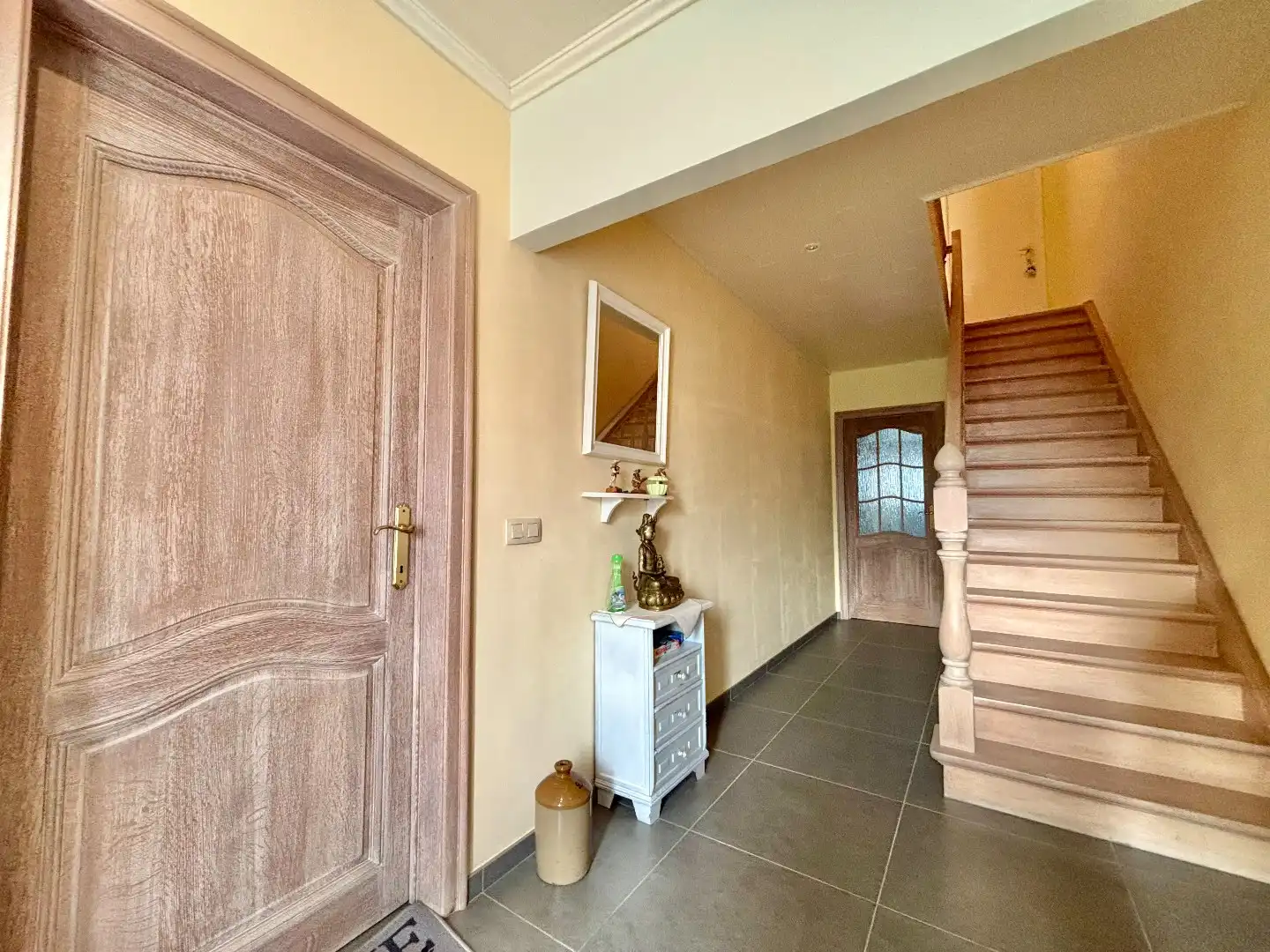 ALLEENSTAANDE VILLA OP 700M² IN EEN RUSTIGE WIJK MET 4SLPKS, GARAGE VOOR 2 WAGENS EN RUIME TUIN  foto 8