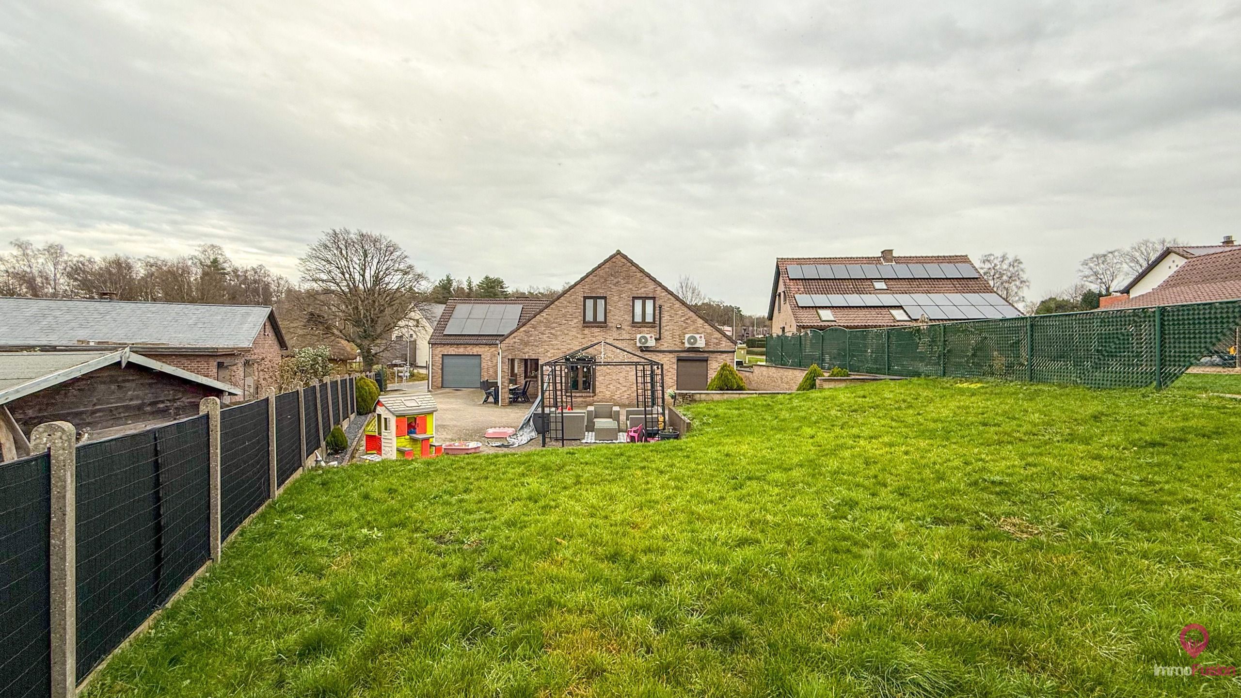 Woning 4 slpk met commerciële vergunning op centrale ligging foto 47