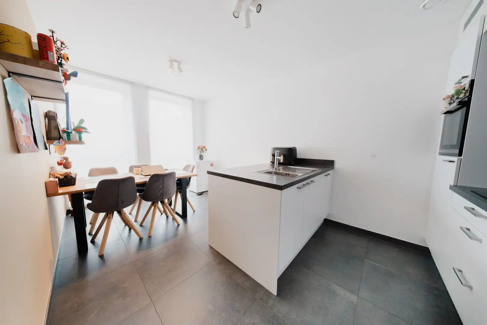 Duplex appartement met 3 slaapkamers, 2 badkamers en 3 autostaanplaatsen. foto 4