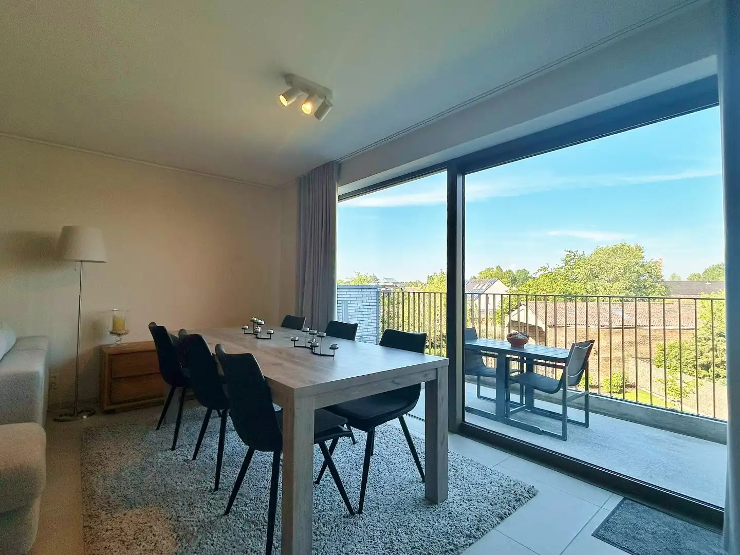Nieuwbouwappartement met zonnig terras en autostandplaats foto 5