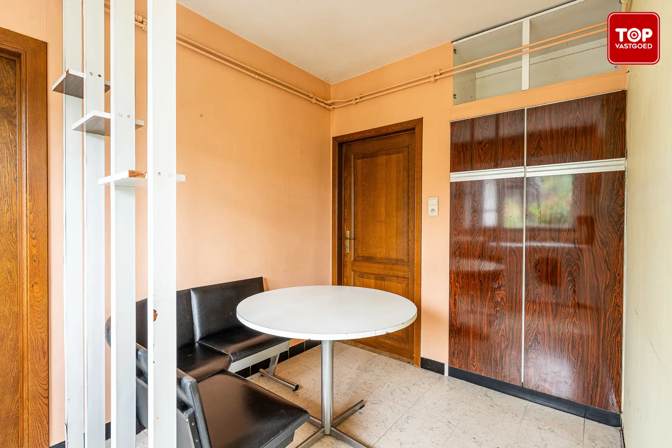 Karaktervolle renovatiewoning op toplocatie in Kolegem.  foto 11