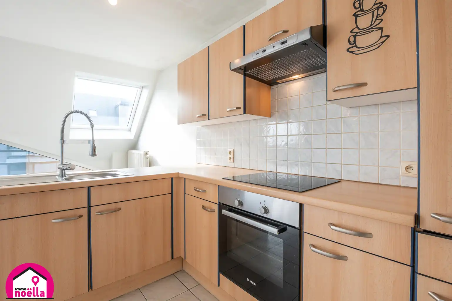 TE KOOP TE WESTENDE RUIM EN ZONNIG APPARTEMENT! foto 3