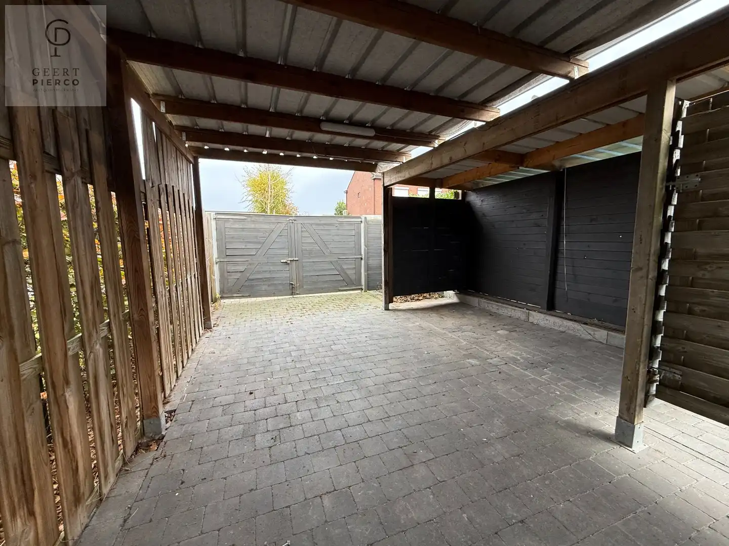 Knappe woning met ruimte foto 53