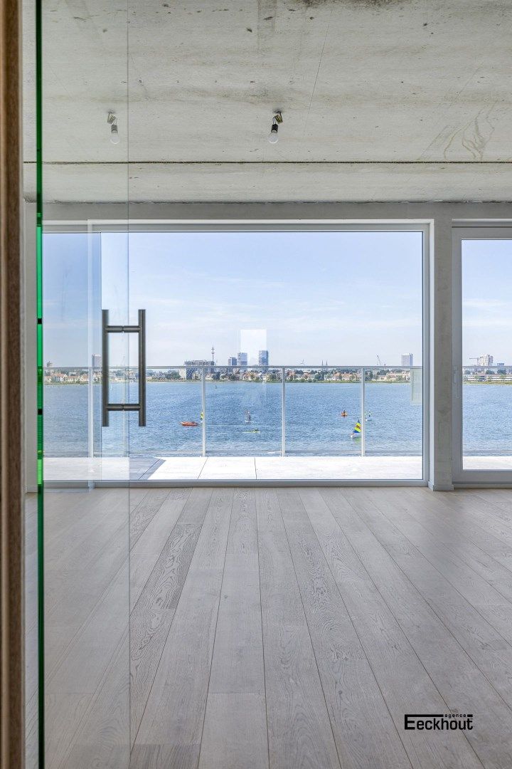 Luxe penthouse met prachtig zicht over de Spuikom foto 18