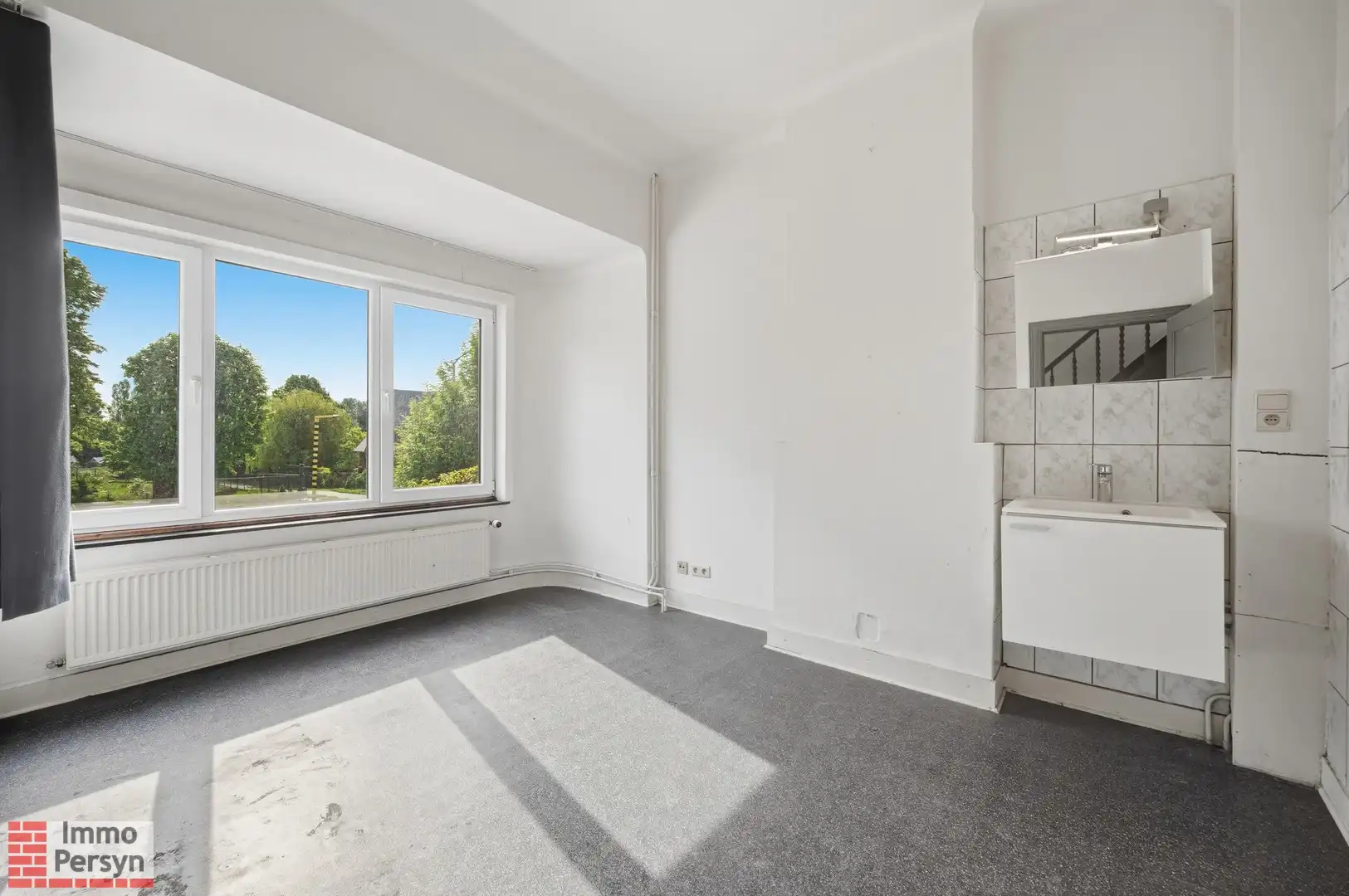 Rrijwoning met 4 slaapkamers. foto 18