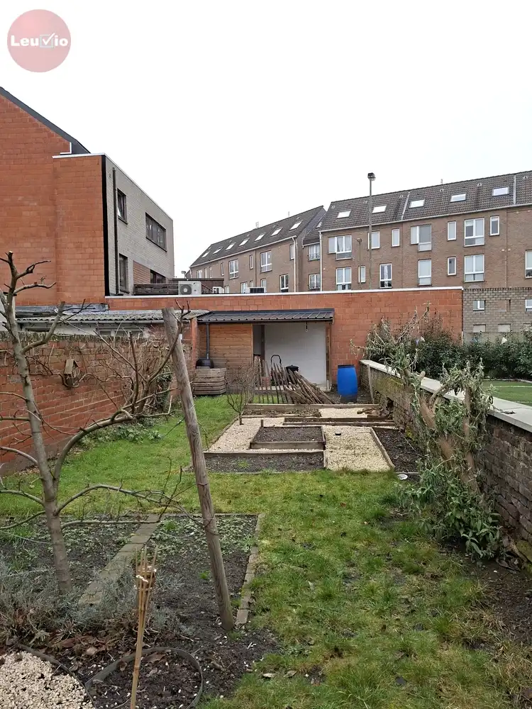 Ruime woning op uitstekende locatie foto 5