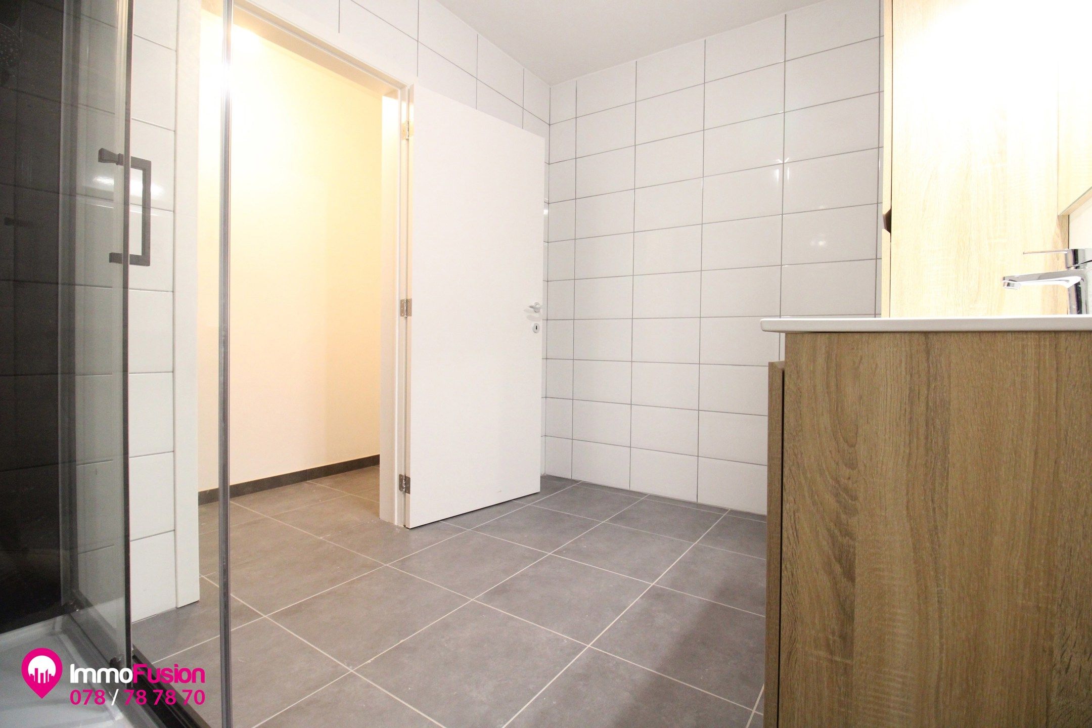 Mooi appartement te huur in centrum Zolder met 2 slaapkamers! foto 13