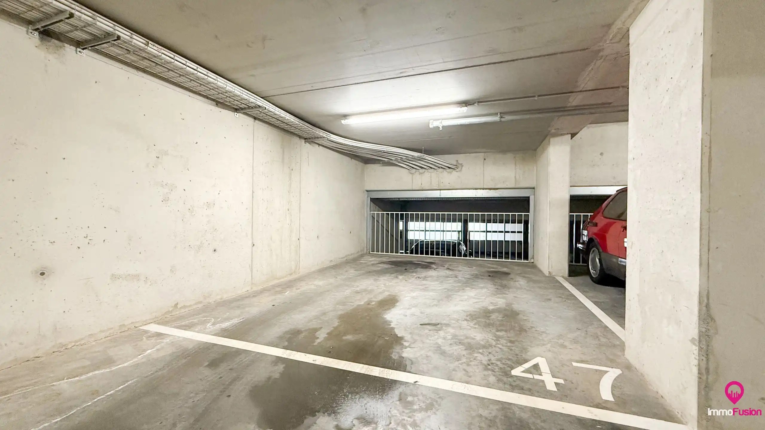 Modern appartement , bemeubeld met vrij uitzicht en parkeerplaats! foto 33