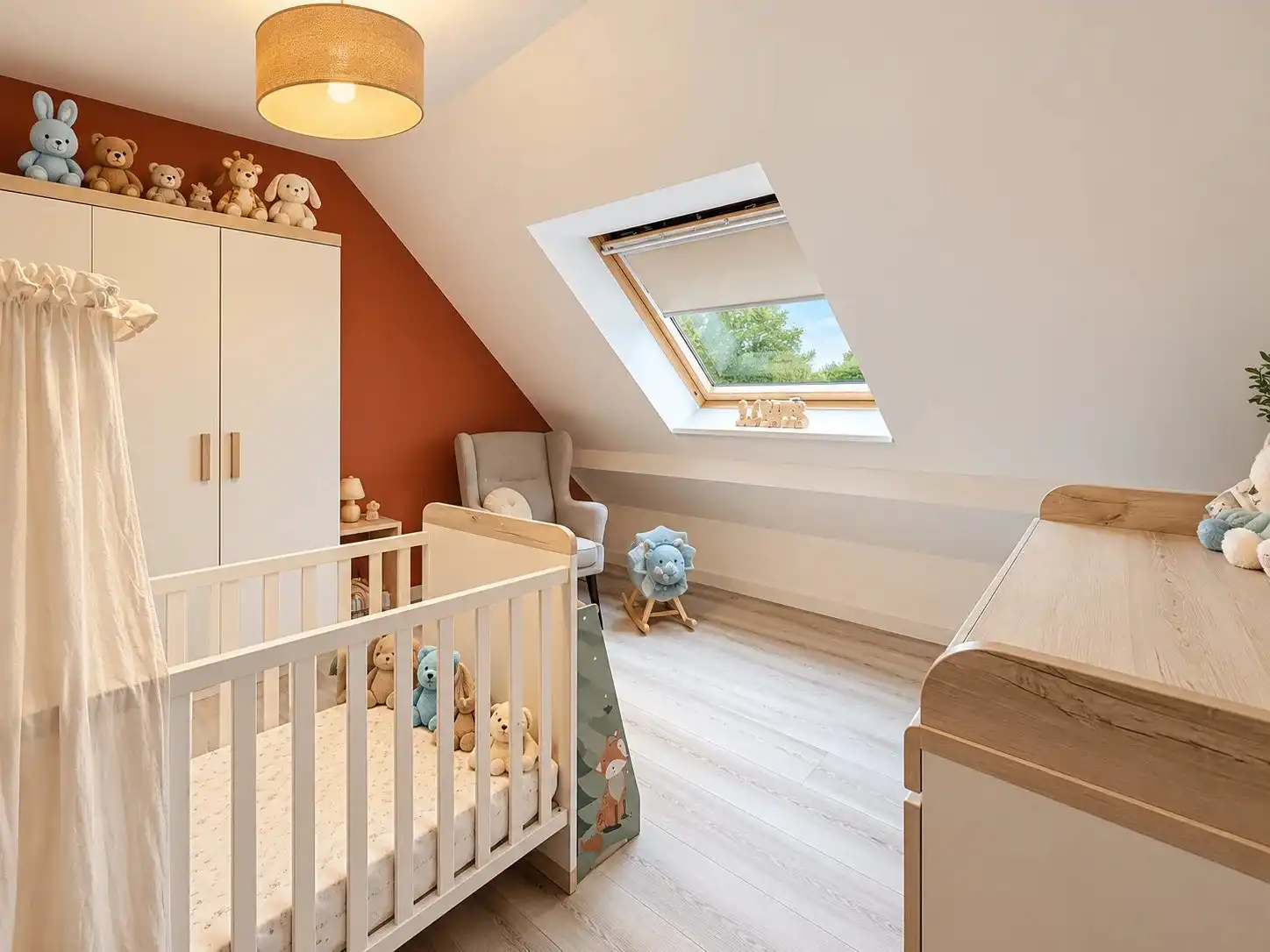 Instapklare woning met 4 slaapkamers op een mooi perceel. foto 23