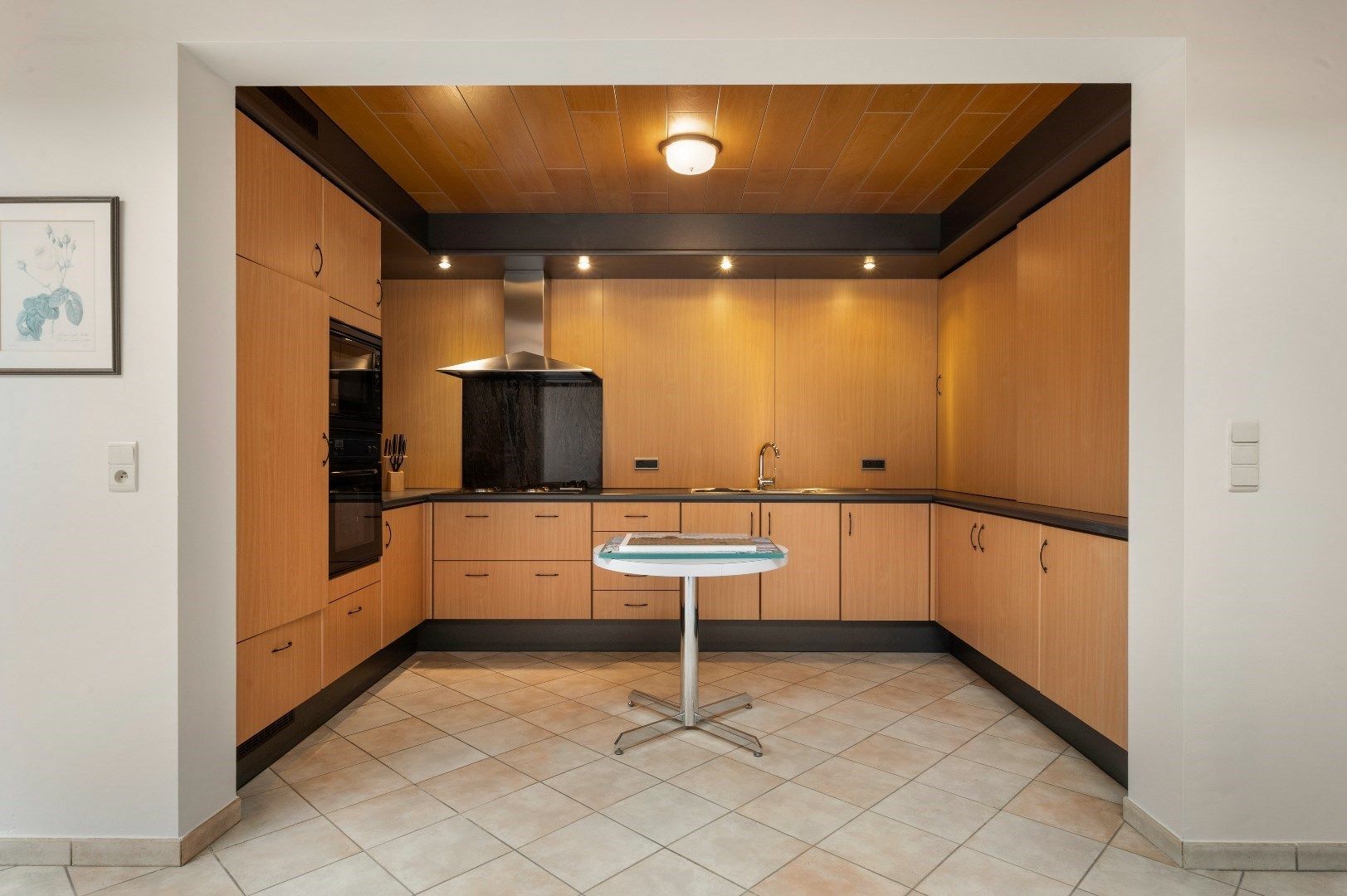 Verrassend ruime woning met 2 slaapkamers en gezellige tuin. foto 11