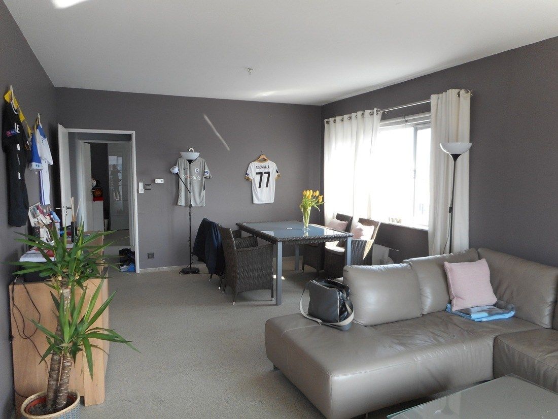 Gemeubeld appartement te Genk centrum foto 2
